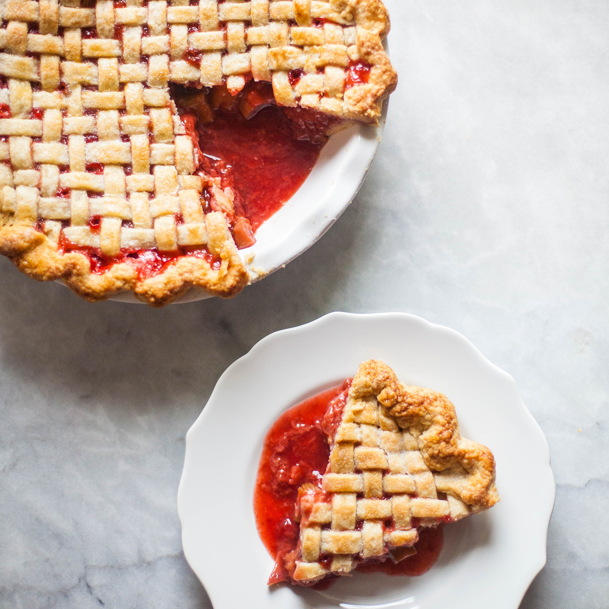 Zoe Bakes Strawberry Rhubarb Pie