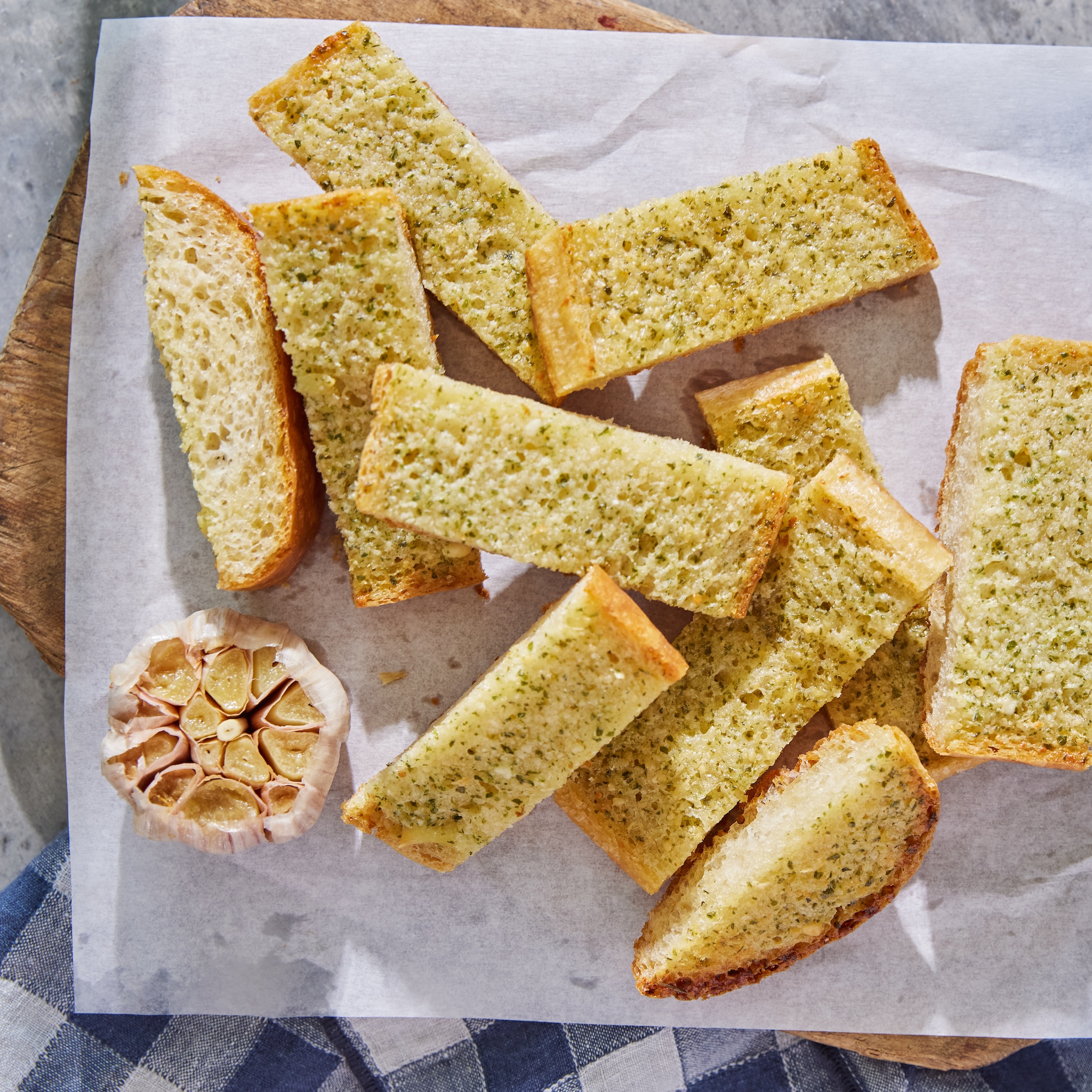 Joanna Gaines' Roasted Garlic Parmesan Toast